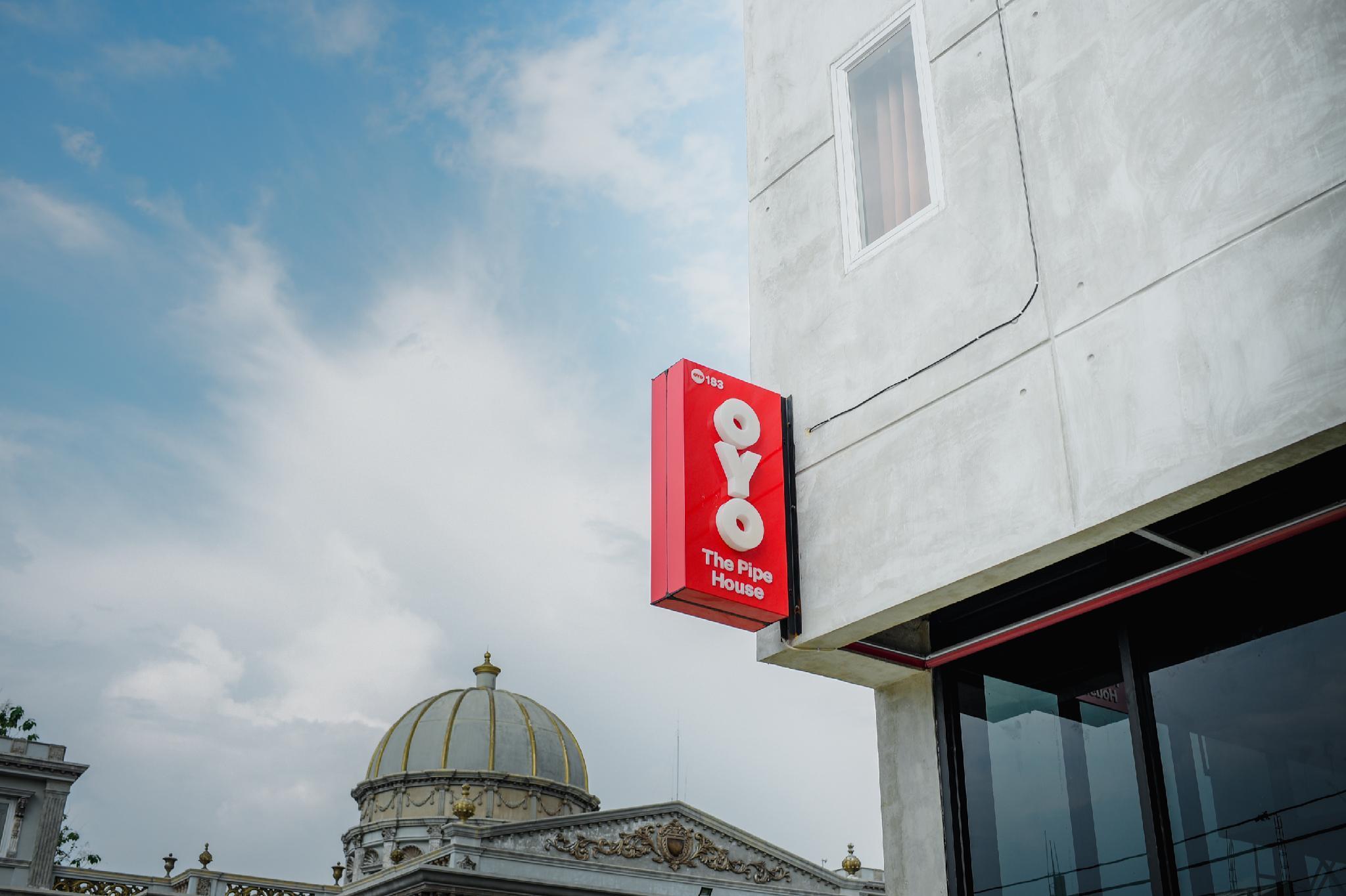 Oyo 183 The Pipe House Hotel Palembang Ngoại thất bức ảnh